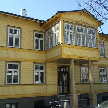 Best - Toompuiestee Апартаменты
