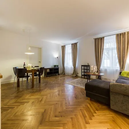 Best - Toompuiestee Apartman Tallinn